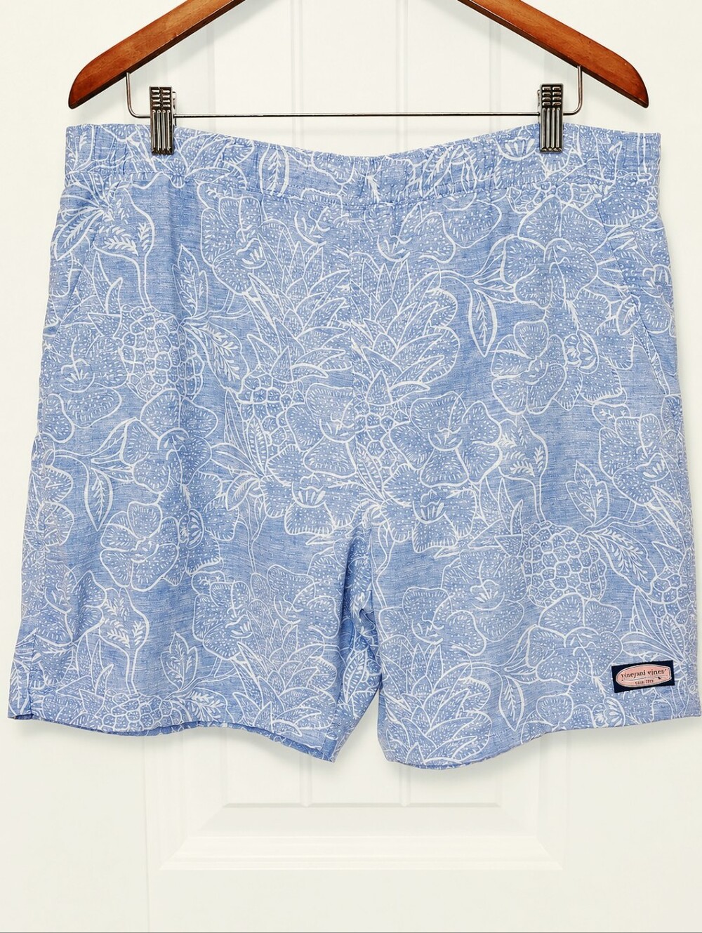 Men's Vineyard Vines Light Blue Floral Shorts Size Medium